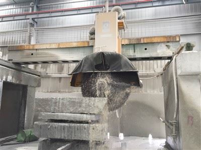 Key Factors To Consider When Selecting A Stone Block Cutting Machine Key Factors To Consider When Selecting A Stone Block Cutting Machine